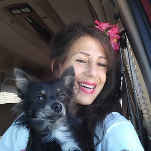 Meet your Posher, Suzette